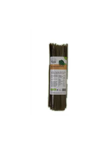 Tallarines de Espelta con Kale Bio...
